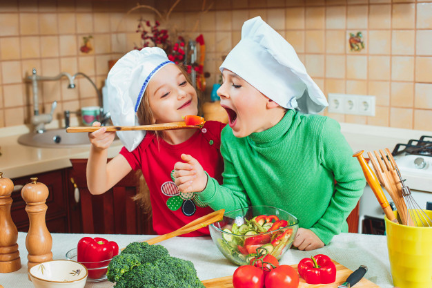 happy-family-funny-kids-are-preparing-fresh-vegetable-salad-kitchen_155003-2571 happy-family-funny-kids-are-preparing-fresh-vegetable-salad-kitchen_155003-2571